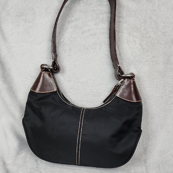 Dooney & Bourke Wayfarer Nylon Hobo shoulder bag - Picture 2 of 7